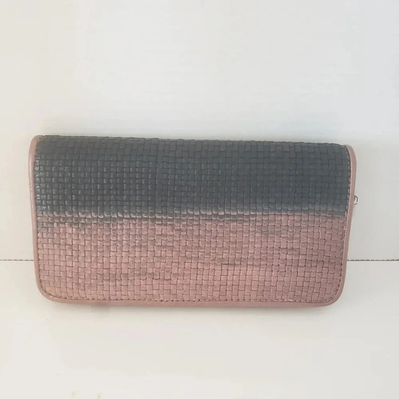 Marc Cain Black/Pink Woven All Around Zippered  Wallet. - Picture 2 of 6